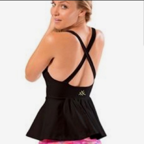 ISO BodyPOP peek a boo Peplum Tanks size large - Picture 3 of 6